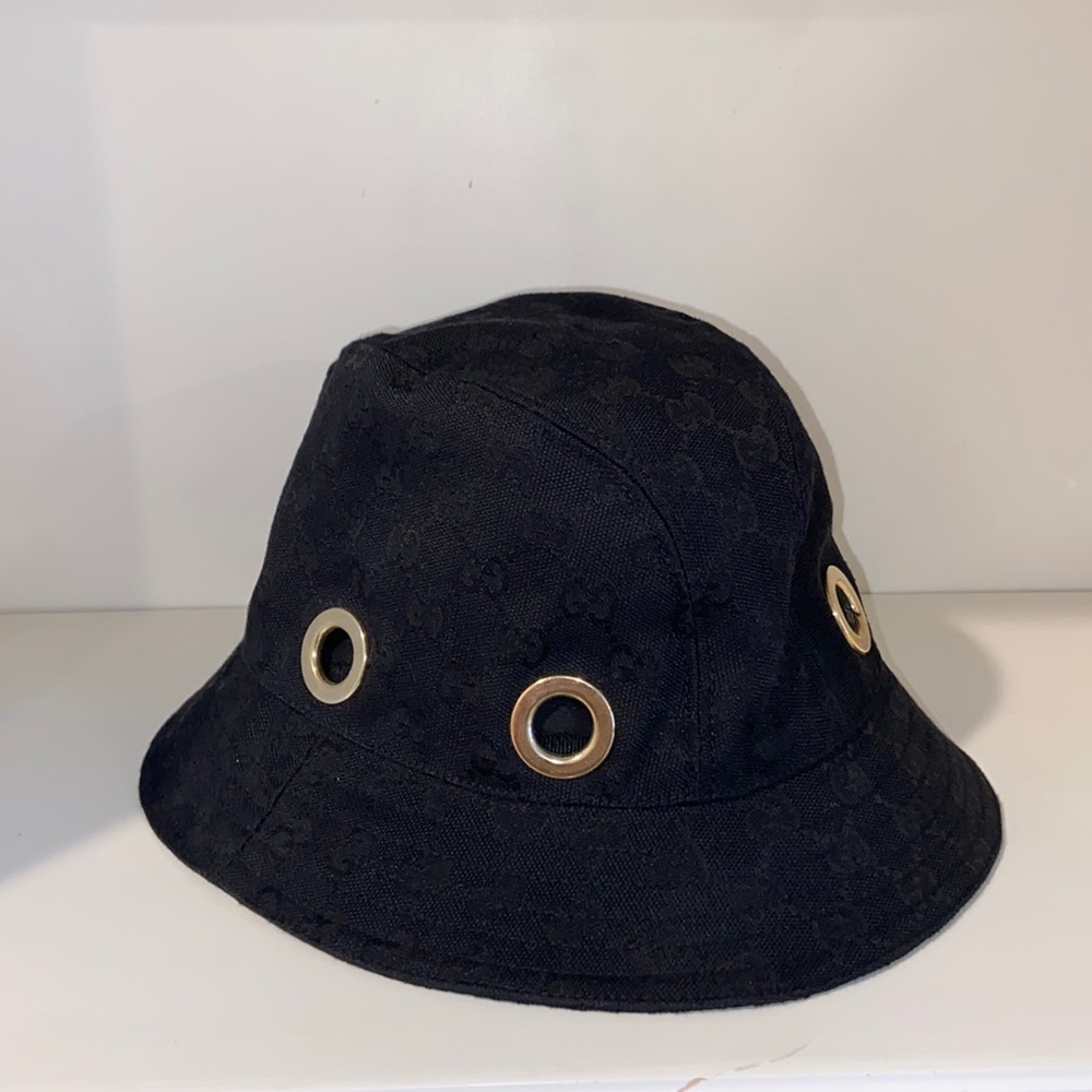 Gucci bucket hat